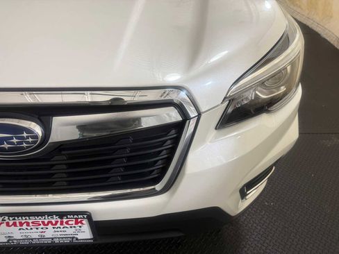 Used 2019 Subaru Forester Limited image 5