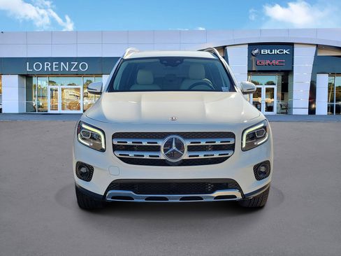 Used 2022 Mercedes-Benz GLB 250 image 2