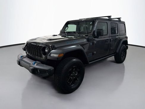 Used 2024 Jeep Wrangler Unlimited AWD/4WD image 5