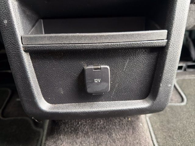 Used 2018 Ford Edge SE AWD/4WD image 30