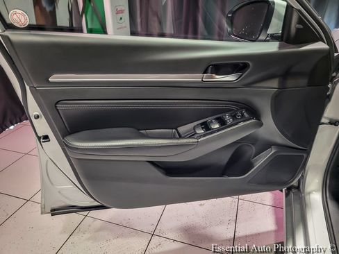 Used 2023 Nissan Altima 2.5 SL FWD image 20