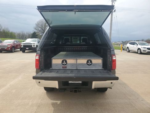 Used 2016 Ford F250 Lariat w/ Chrome Package image 30