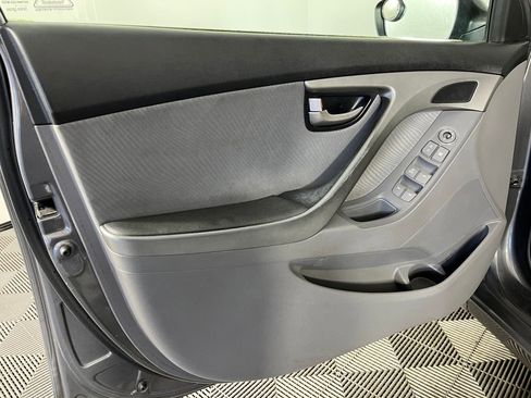 Used 2012 Hyundai Elantra GLS w/ Preferred Pkg 3 image 10