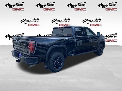 Used 2024 GMC Sierra 2500 AT4 w/ AT4 Premium Plus Package image 5