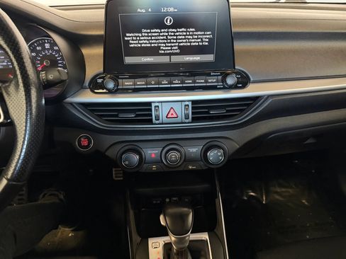 Used 2021 Kia Forte GT FWD image 17
