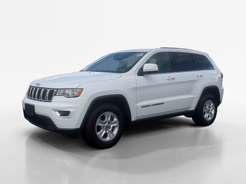 Used 2017 Jeep Grand Cherokee Laredo RWD image 15