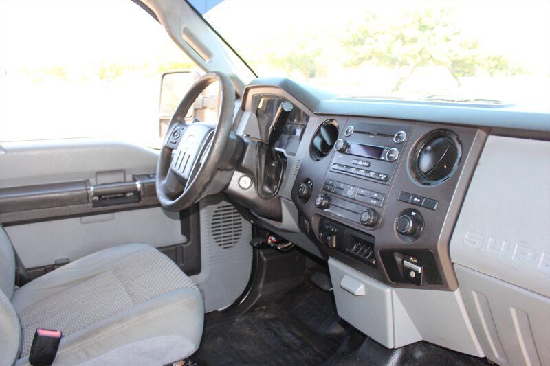 Used 2015 Ford F250 XL w/ Power Equipment Group RWD image 15