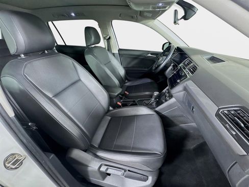 Used 2019 Volkswagen Tiguan SEL image 30