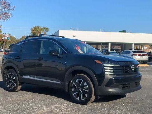 Certified 2026 Nissan Kicks SR w/ Cold Weather Package image 3