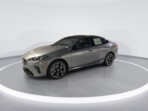 New 2026 BMW 228i xDrive w/ Technology Package image 4