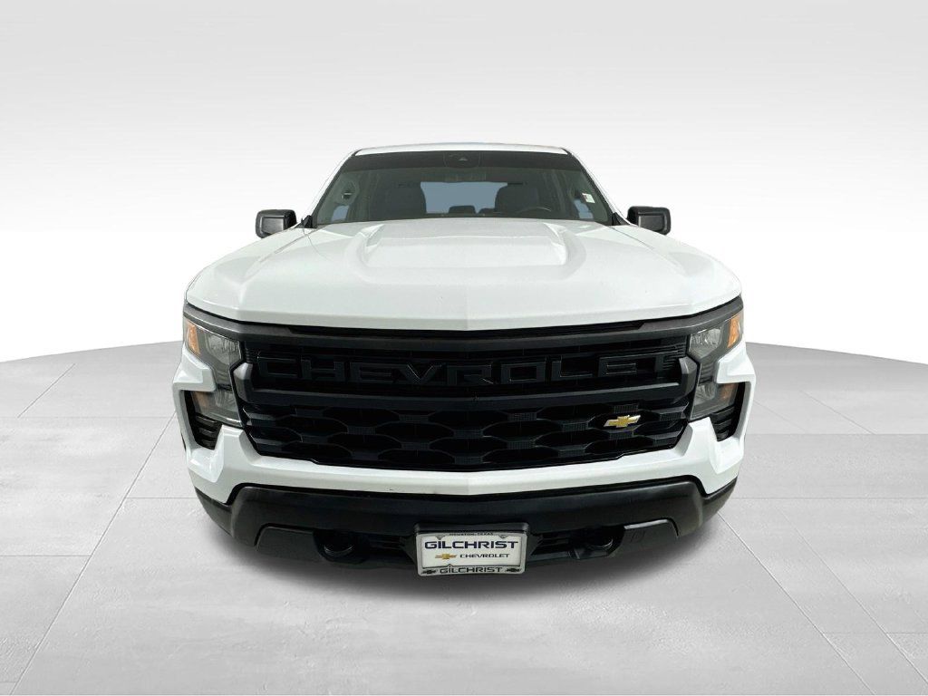 Used 2023 Chevrolet Silverado 1500 W/T AWD/4WD image 2