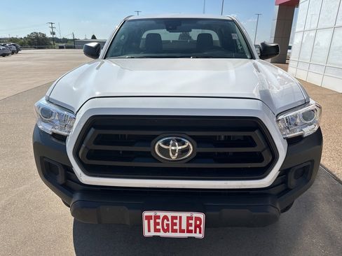 Used 2020 Toyota Tacoma SR image 2