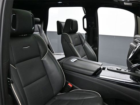 Used 2021 Cadillac Escalade Sport image 30