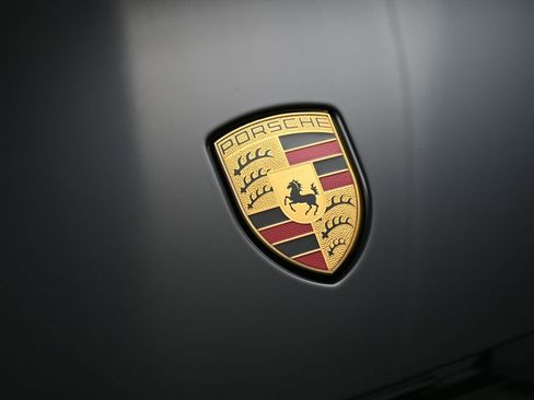 New 2026 Porsche Macan AWD/4WD image 13
