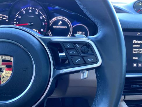 Used 2019 Porsche Cayenne image 23