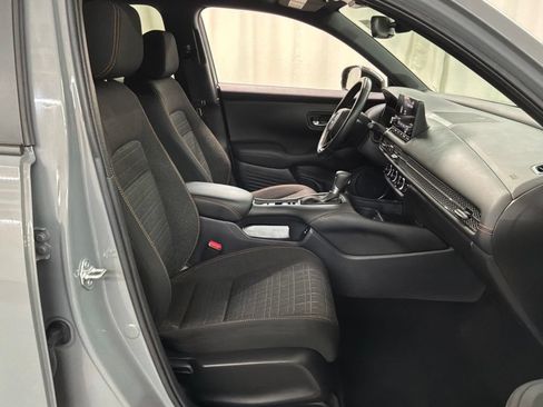 Used 2025 Honda HR-V Sport image 26