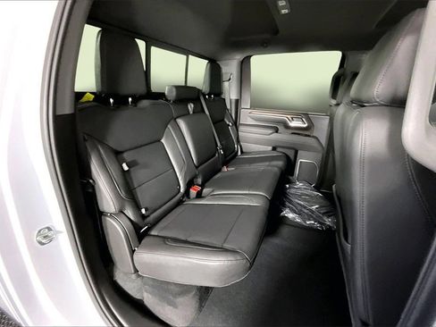 New 2026 GMC Sierra 3500 SLT w/ SLT Premium Package image 11