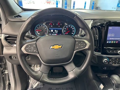 Used 2023 Chevrolet Traverse LT w/ LT Premium Package AWD/4WD image 14