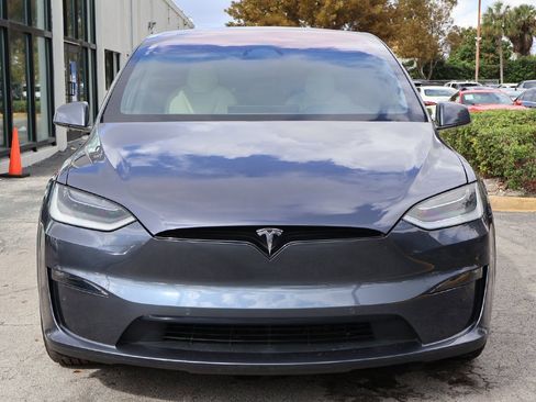 Used 2023 Tesla Model X image 10