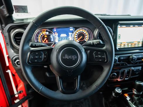 Used 2023 Jeep Wrangler Sport AWD/4WD image 28