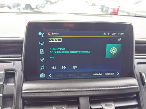 Certified 2023 Chevrolet Suburban Z71 w/ Luxury Package image 17