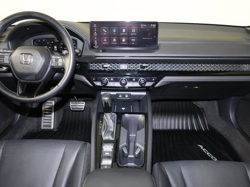 Used 2025 Honda Accord Sport image 10