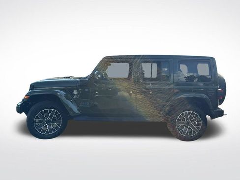 Used 2024 Jeep Wrangler High Altitude AWD/4WD image 4