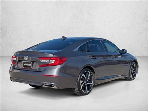 Used 2019 Honda Accord Sport image 5