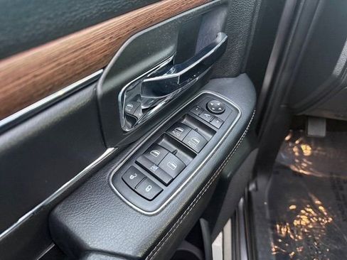 Used 2017 RAM 1500 Laramie w/ Convenience Group image 11