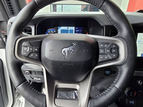 Used 2022 Ford Bronco Big Bend image 18