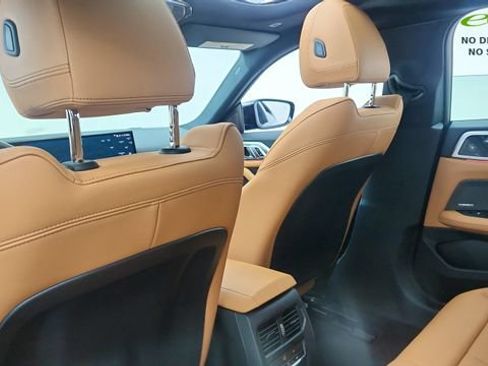 Used 2025 BMW i4 eDrive40 w/ M Sport Package RWD image 32