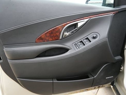 Used 2013 Buick LaCrosse Premium w/ Driver Confidence Package FWD image 12