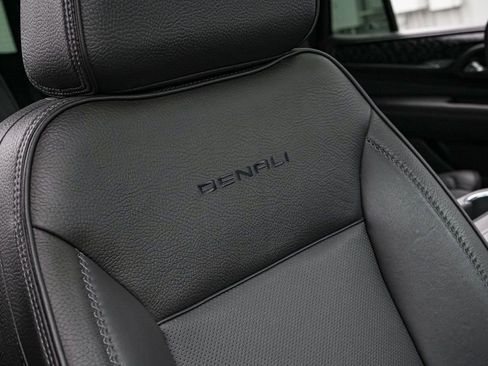 Used 2023 GMC Yukon Denali image 30