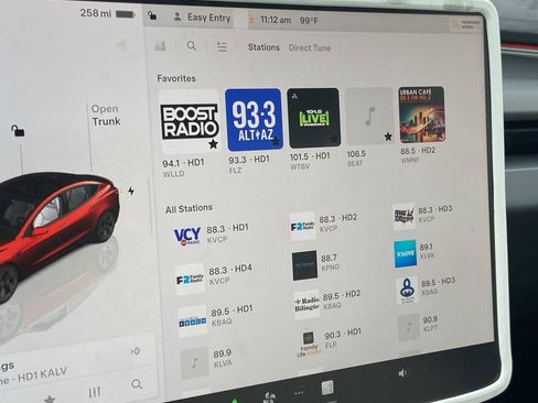 Used 2025 Tesla Model 3 Performance AWD/4WD image 9