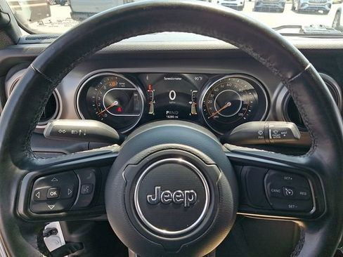 Used 2022 Jeep Wrangler Unlimited Sport AWD/4WD image 19