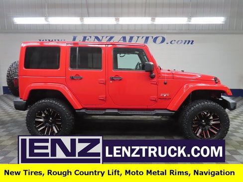 Used 2017 Jeep Wrangler Unlimited Sahara w/ Connectivity Group image 1