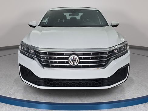 Used 2021 Volkswagen Passat 2.0T R-Line FWD image 2