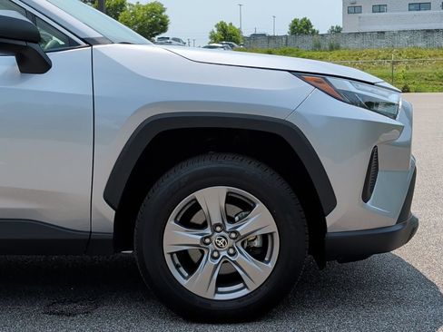 Certified 2025 Toyota RAV4 LE AWD/4WD image 11