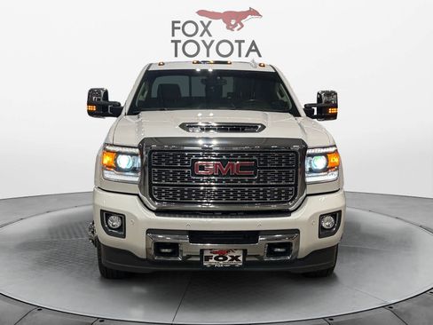 Used 2019 GMC Sierra 3500 Denali w/ Duramax Plus Package AWD/4WD image 9