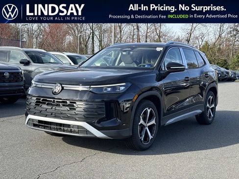 New 2026 Volkswagen Tiguan SE FWD image 6