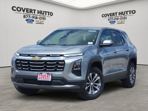 Used 2026 Chevrolet Equinox LT FWD image 1