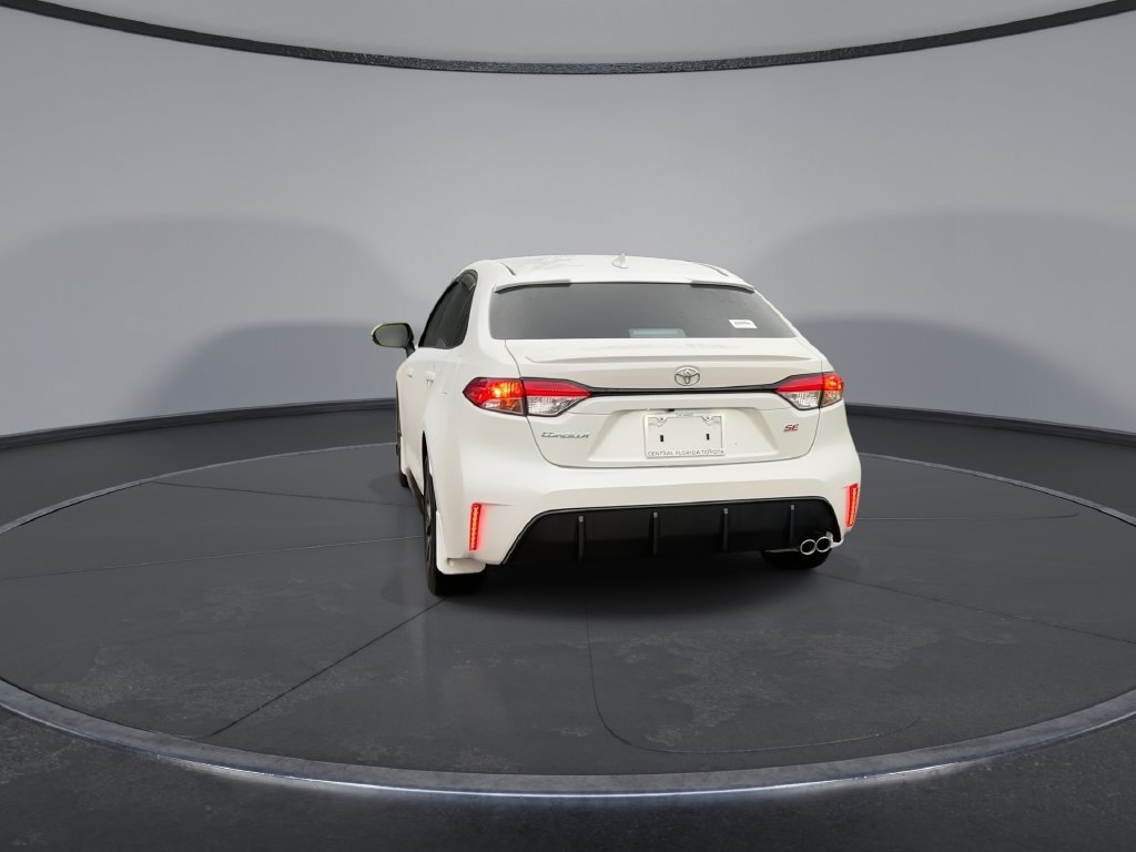 Used 2024 Toyota Corolla SE FWD image 7
