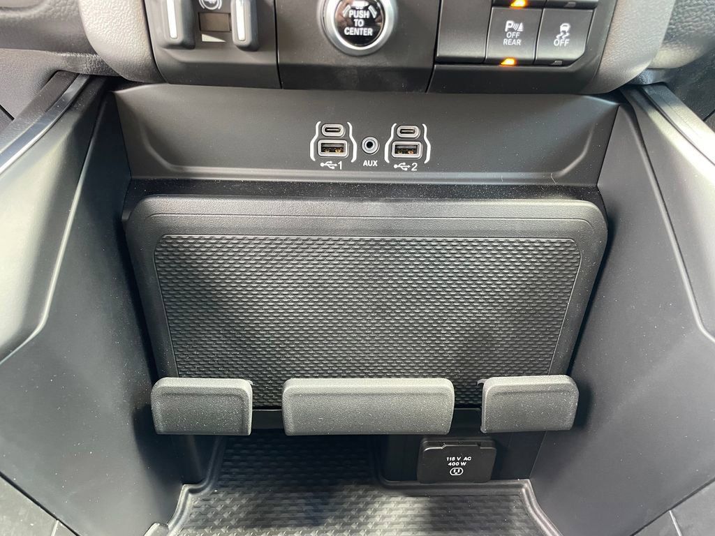 New 2026 RAM 1500 Big Horn AWD/4WD image 18
