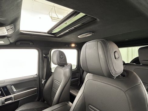 Used 2025 Mercedes-Benz G 550 G 550 image 31