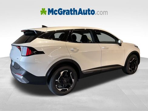 New 2026 Kia Sportage S image 3