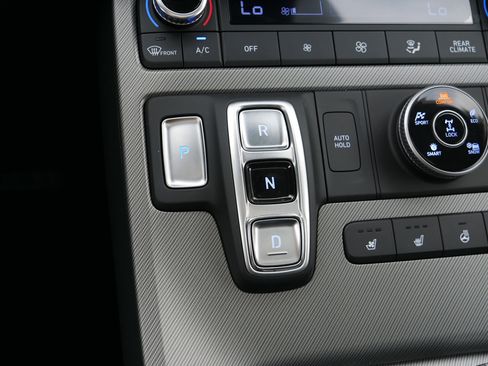 Used 2025 Hyundai Palisade SEL image 24