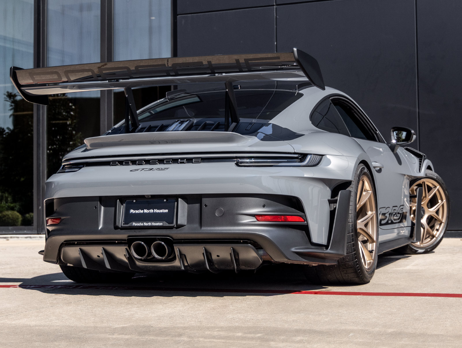 Certified 2025 Porsche 911 GT3 RS RWD image 11