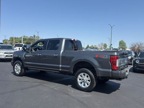 Used 2017 Ford F350 Platinum w/ Platinum Ultimate Package AWD/4WD image 3