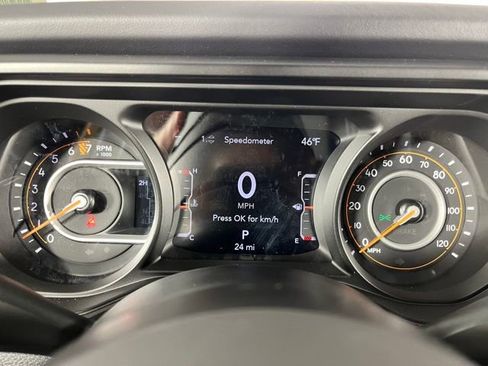 New 2025 Jeep Gladiator Sport w/ Premium Package image 16