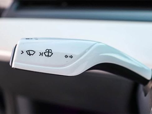 Used 2022 Tesla Model 3 Long Range image 19